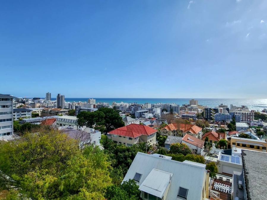 3 Bedroom Property for Sale in Sea Point Western Cape